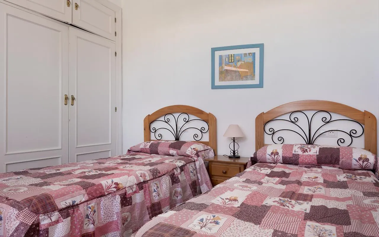 Apartamento Tortuga I Tarifa 0*,